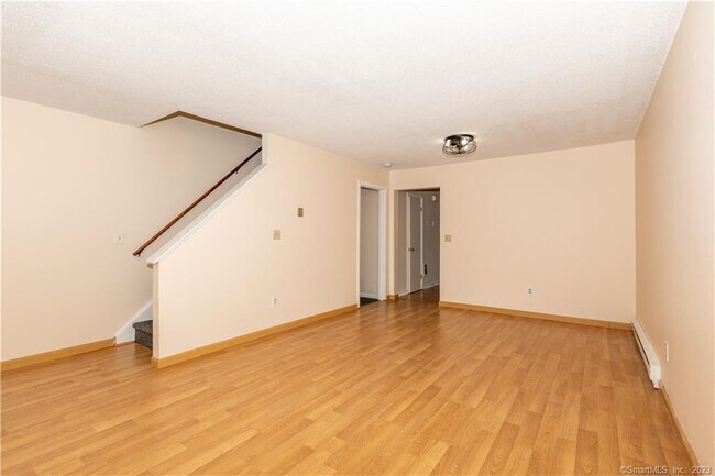 Building Photo - 181 Hicks St