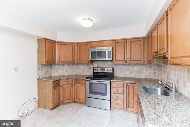 Foto del edificio - 48 Stonehurst Ct