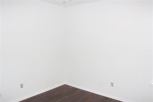 Building Photo - 1225 Lake Haven Dr