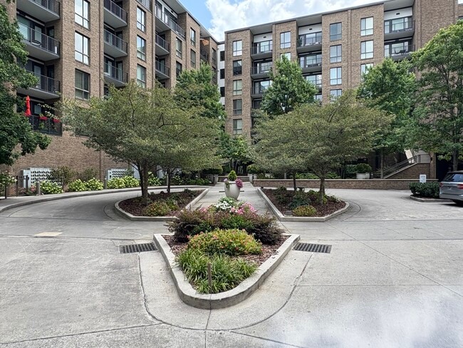 Photo - 200 Manufacturers Rd Apartment