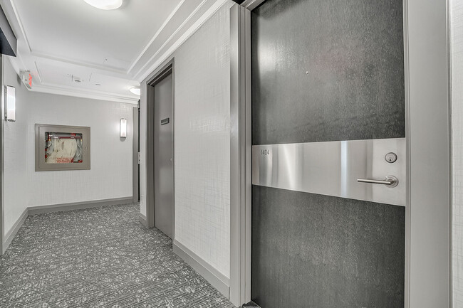 Building Photo - 18 Graydon Hall Dr