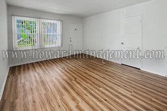Building Photo - 5551 Kinston Ave