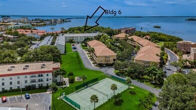 Building Photo - 2700 Bayshore Blvd