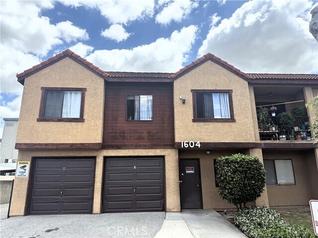 Foto principal - 1604 S Gladys Ave
