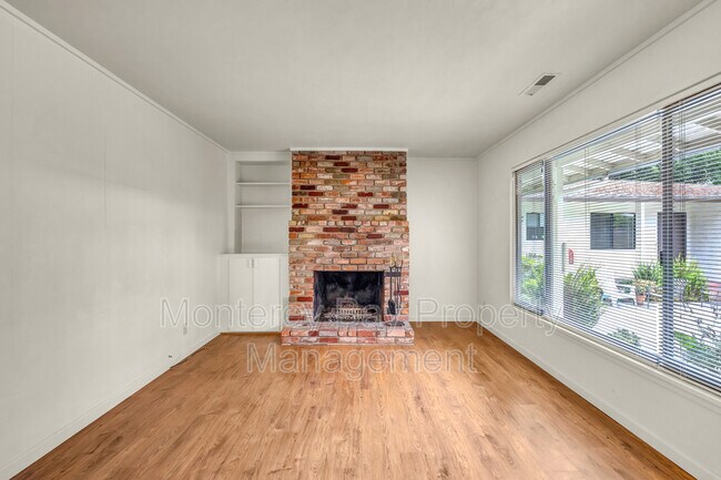 Building Photo - 235 Grove Acre Ave