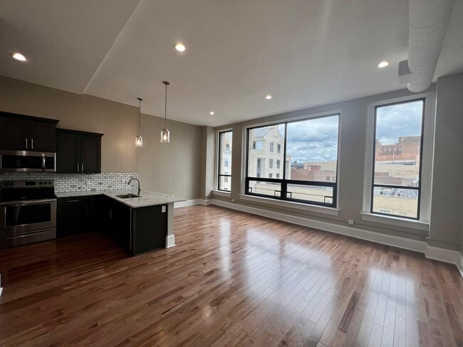 Building Photo - 430 Lackawanna Ave