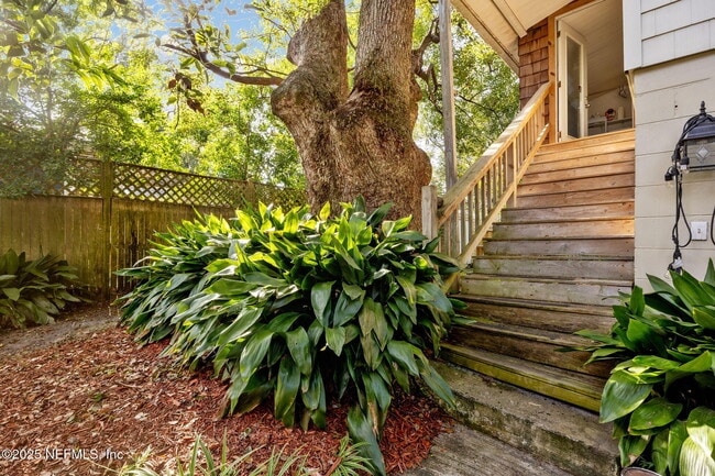 Foto del edificio - 1338 Wolfe St