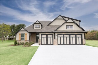 Building Photo - 12309 Samara Dr