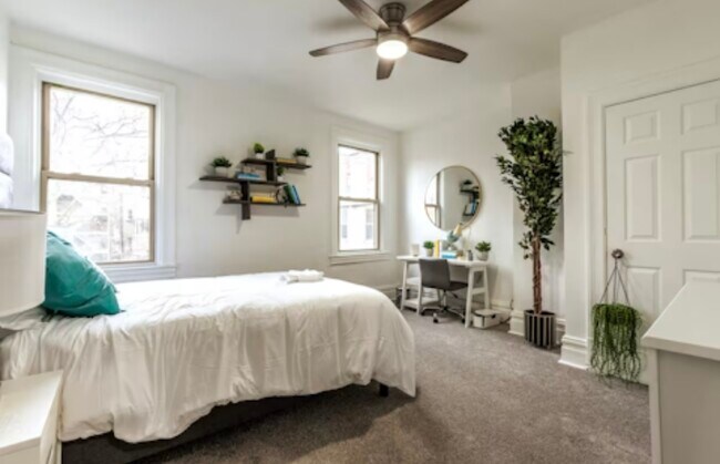 Foto del edificio - 5728 Alder Way