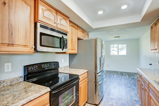 Foto del edificio - 3 Bedroom 2 Bath Home