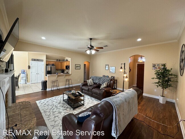 Building Photo - 3 br, 2 bath House - 147 Riverbrooke