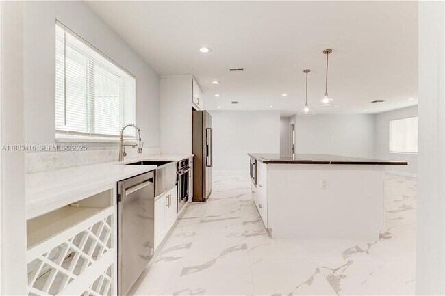 Foto del edificio - 465 NW 11th St