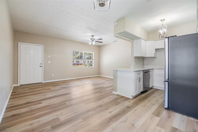 Building Photo - 6740 Carnelian Ave