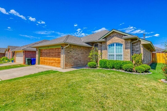 Photo - Beautiful three bedroom home with in-ground storm shelter!