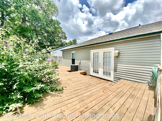 Foto del edificio - 4 br, 2 bath House - 1321 Petrell Drive