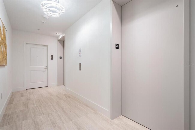 Foto del edificio - 3015 S Ysabella Ave