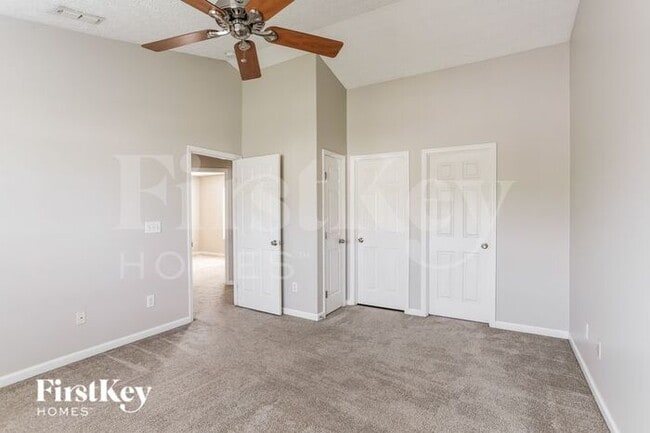 Building Photo - 2015 Prominence Dr