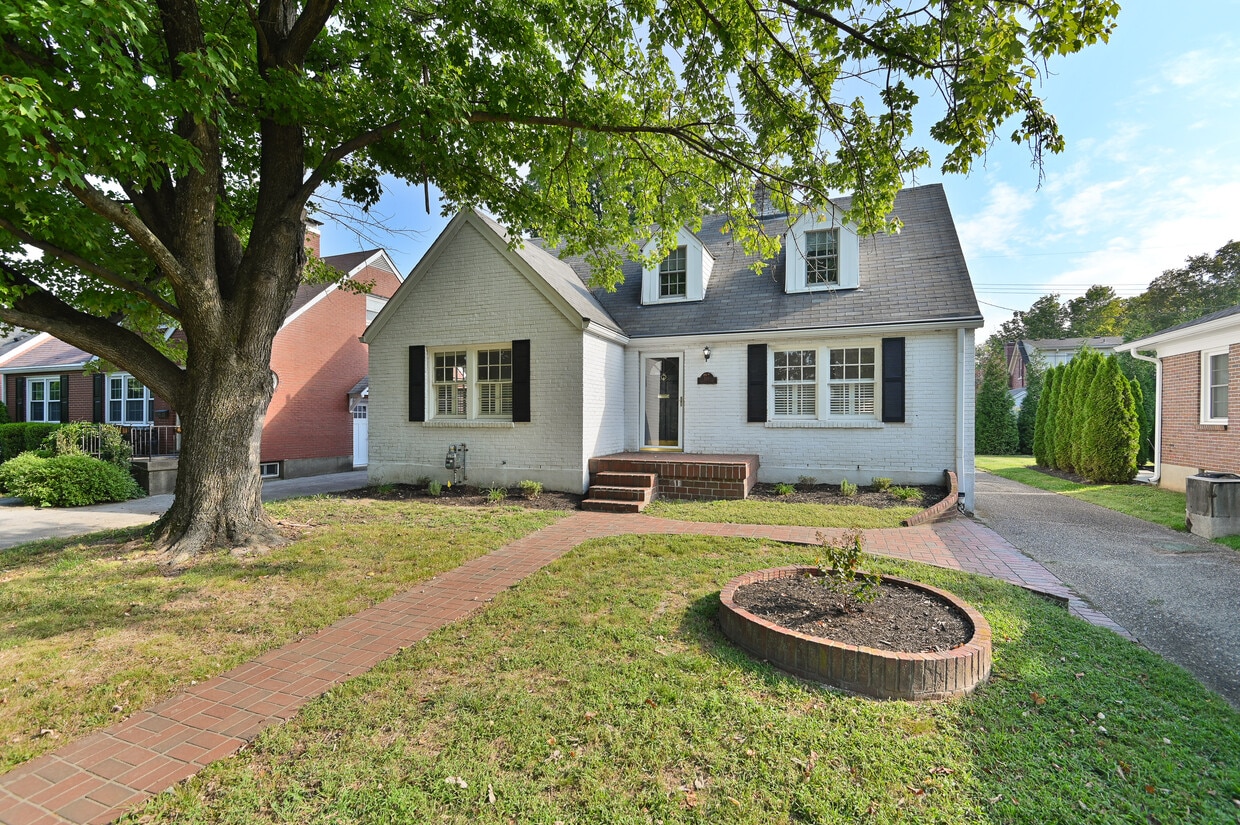 Primary Photo - 511 Cannons Ln