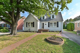 Building Photo - 511 Cannons Ln