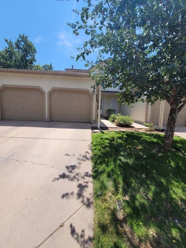 Building Photo - 4265 Hunting Meadows Cir