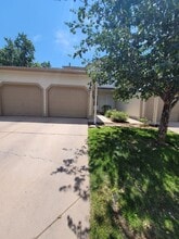 Building Photo - 4265 Hunting Meadows Cir