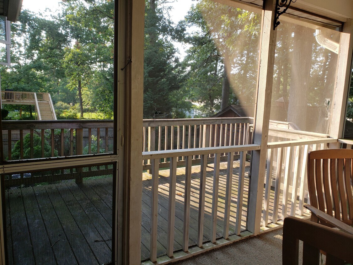 Foto principal - 4229 Berritt St