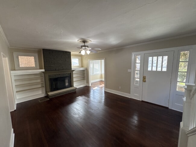 Building Photo - 1644 McFarland Rd