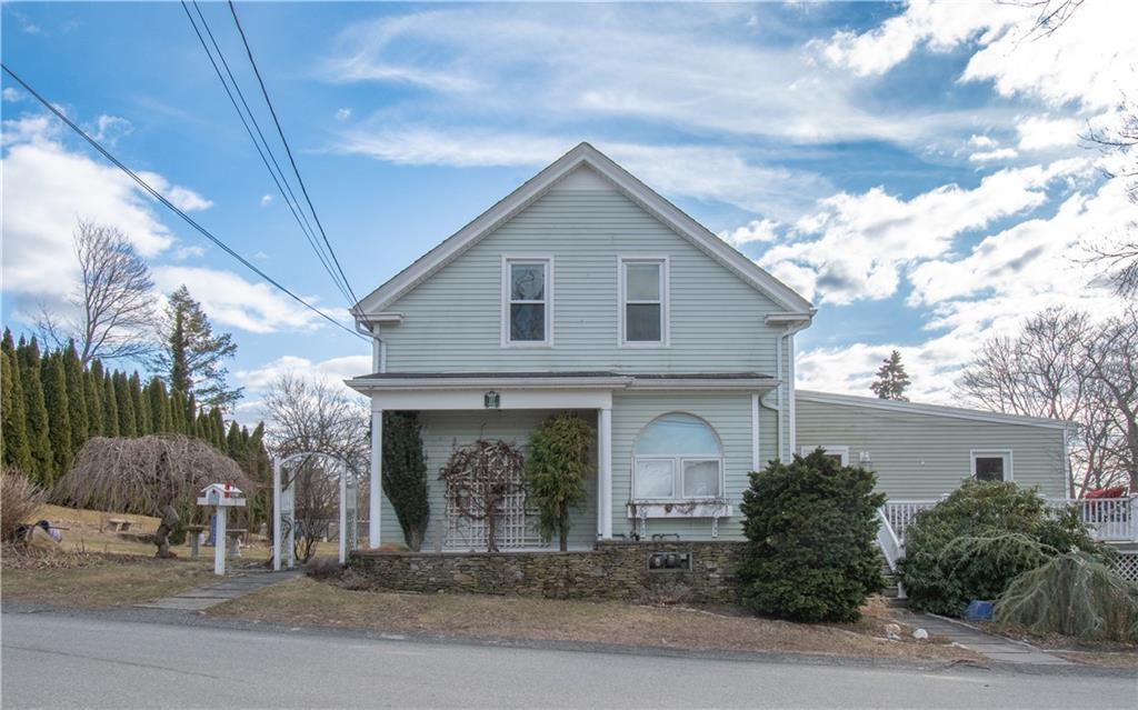 177 Hilton St Unit 2, Tiverton, RI 02878 Room for Rent in Tiverton, RI