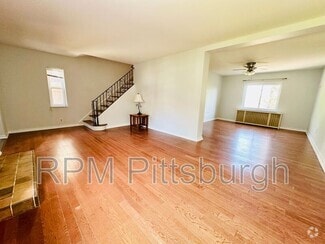 Building Photo - 6517 Rosemoor St