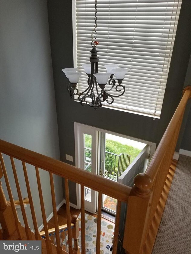 Primary Photo - 163 Harpers Way