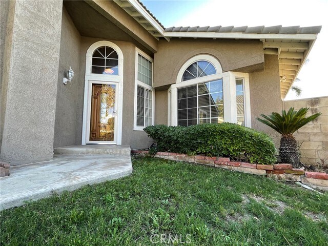 Building Photo - 1212 Goldenview Dr