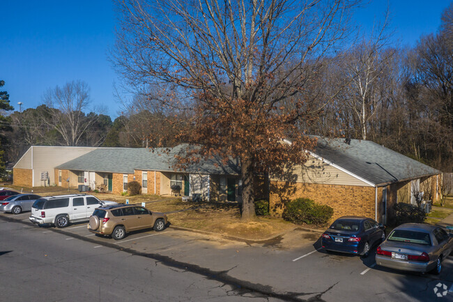 Foto del edificio - Village Green