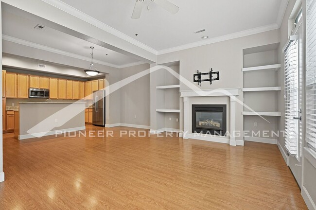 Building Photo - Charming Condo with Central AC and 2 Reser...