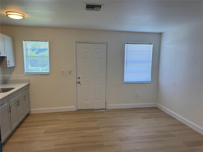 Foto del edificio - 10541 SW 184th St