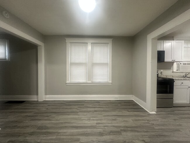 Foto del edificio - 6015 Emma Ave