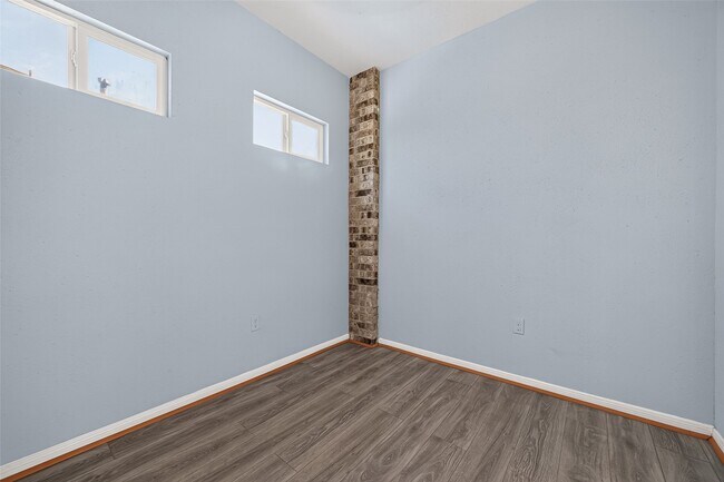 Foto del edificio - 12327 Fern Meadow Dr