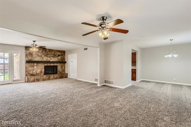 Building Photo - 4 br, 3 bath House - 3100 Brookview Drive ...