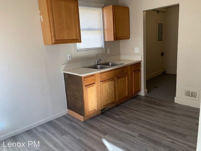 Building Photo - 3 br, 1 bath House - 319 S Anderson