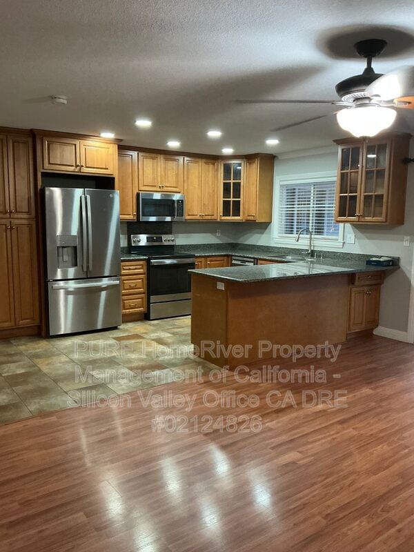 Building Photo - 4652 Park Arcadia Dr