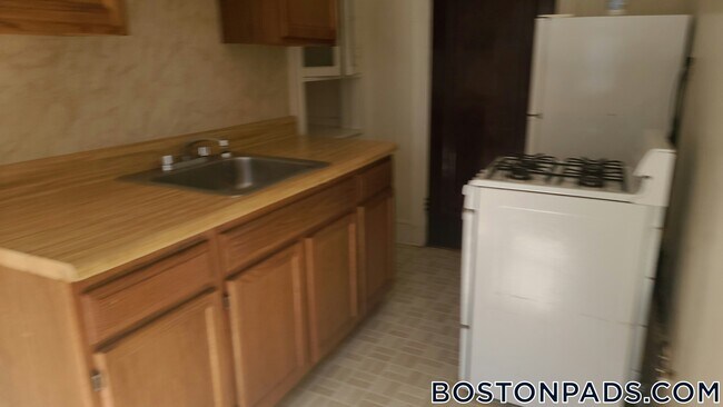 Foto del edificio - 53 Fellsway W