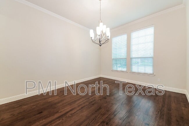Foto del edificio - 4391 Argyle Ln