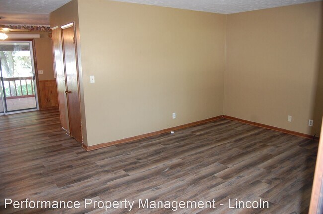 Building Photo - 3 br, 2.5 bath House - 1801 N 73rd St