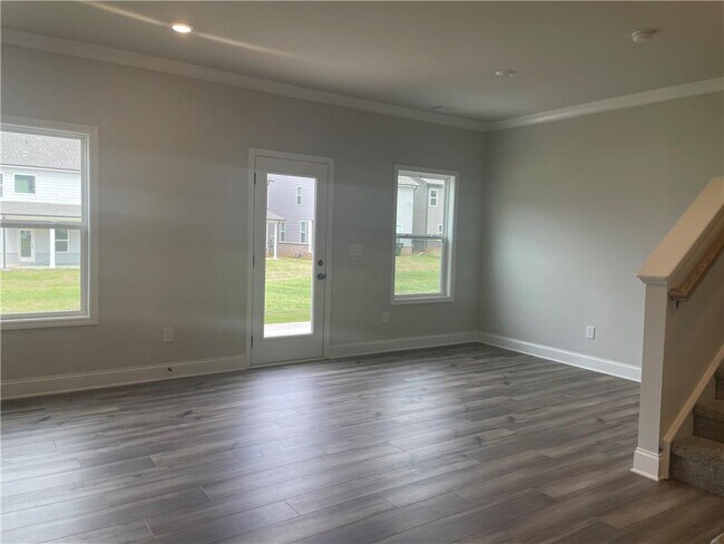 Foto del edificio - 4371 Portsbrook Ave
