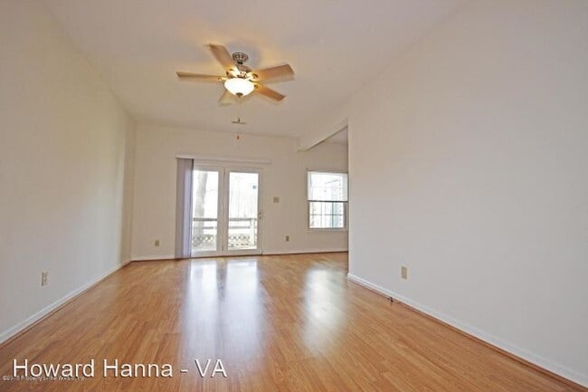 Building Photo - 3 br, 1.5 bath House - 5403 Skalak Drive