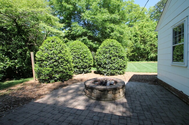 Building Photo - Exclusively Offered by Muse Realty, LLC