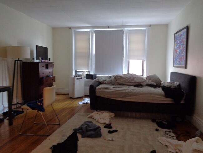 Foto del edificio - 41 Carlton St