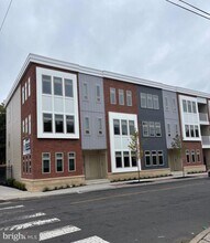 Building Photo - 200 Hamilton Ave