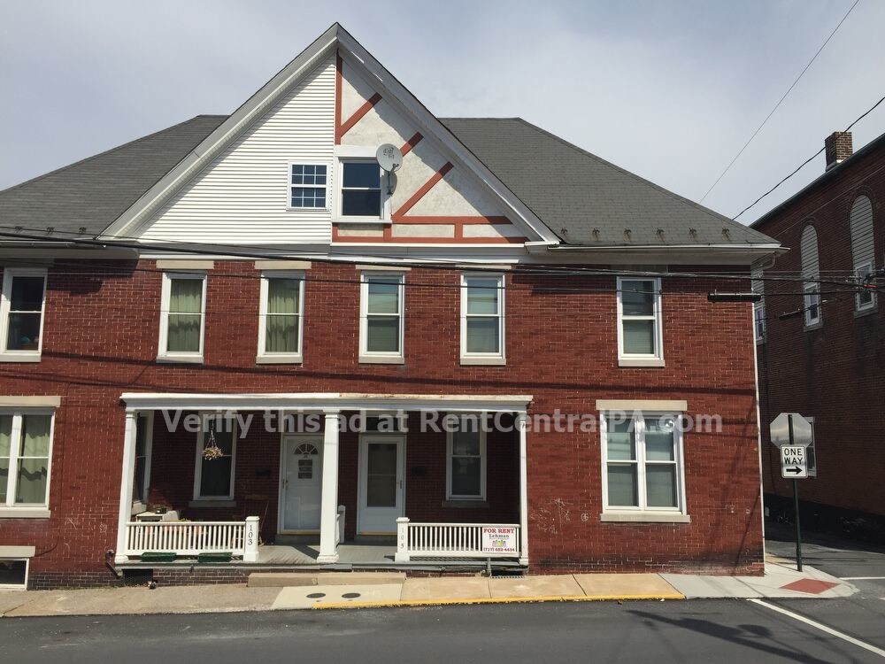 Primary Photo - 105 Verbeke St