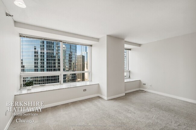 Foto del edificio - 512 N McClurg Court