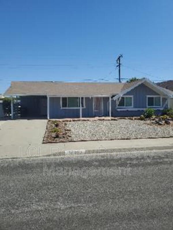 Primary Photo - 30060 Thornhill Dr